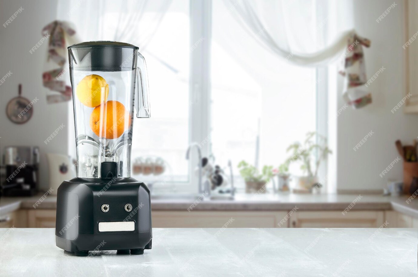 electric-blender-make-fruit-juice-smoothie-kitchen-table-concept-healthy-diet_639032-174