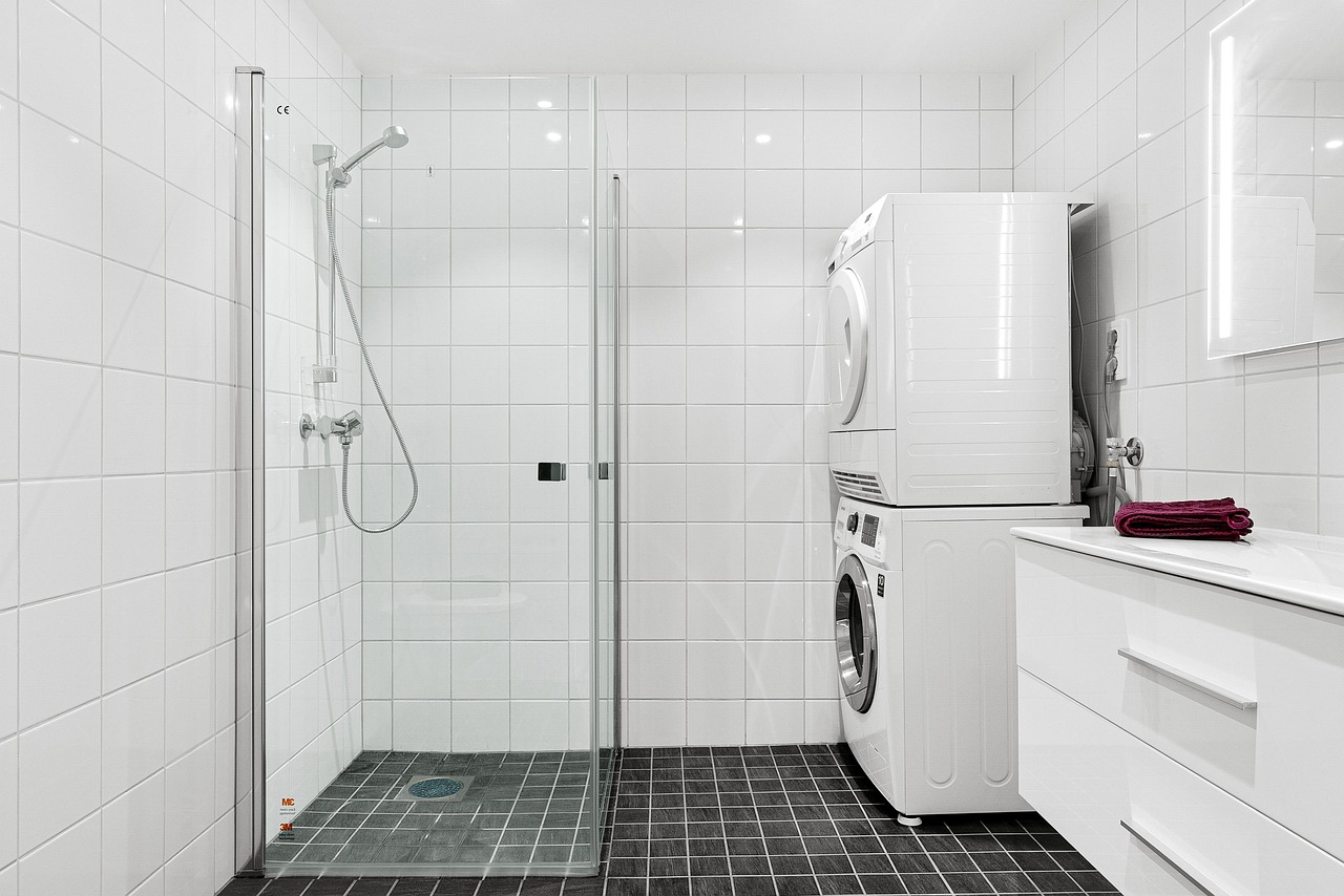 real-estate-6901000_1280